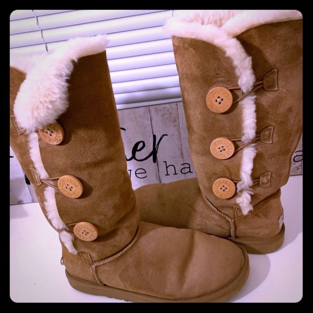 UGGS Bailey triplet ll boots